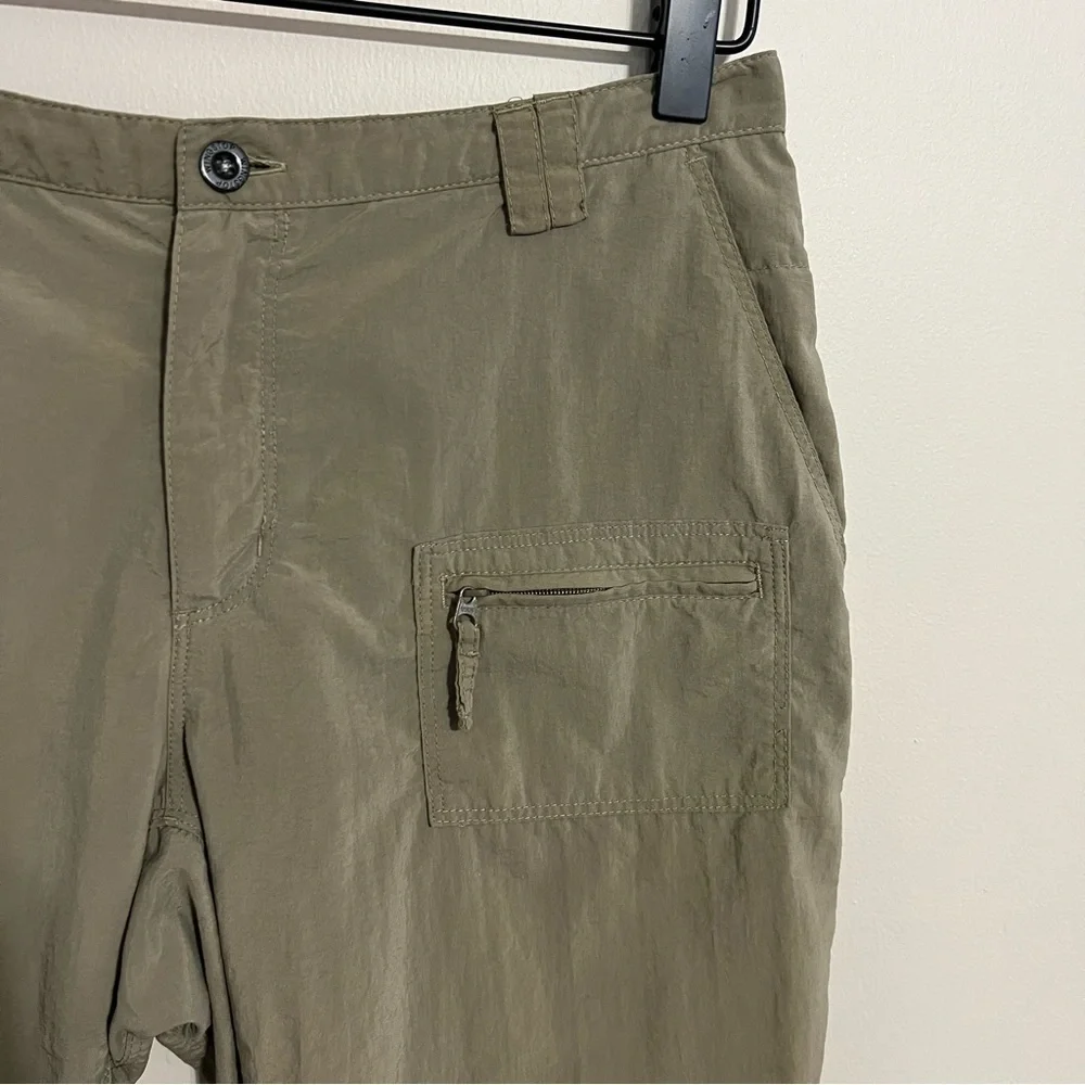 The North Face Women’s Cargo Hiking Capris Olive Green size 4